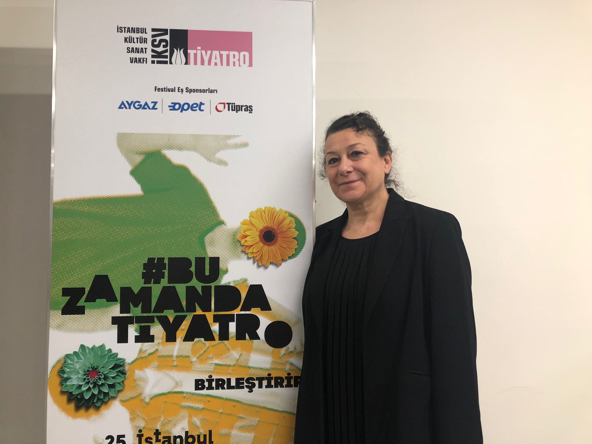 25. İstanbul Tiyatro Festivali devam ediyor -Festival direktörü Leman Yılmaz: “‘Bu Zamanda Tiyatro’ nefes aldırır” - Medyascope kaynak görseli
